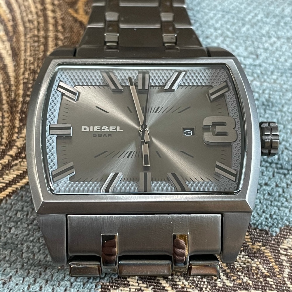 PriceDrop💟Diesel Grey Men’s Starship watch DZ1706